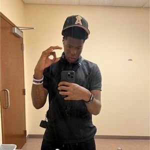 Meet your Posher, Joshua